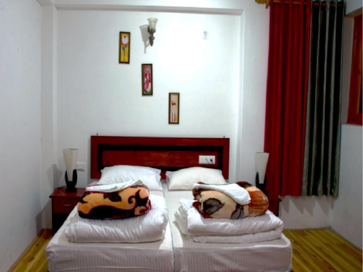 Tih Hotel Antelope Tm 列城 外观 照片