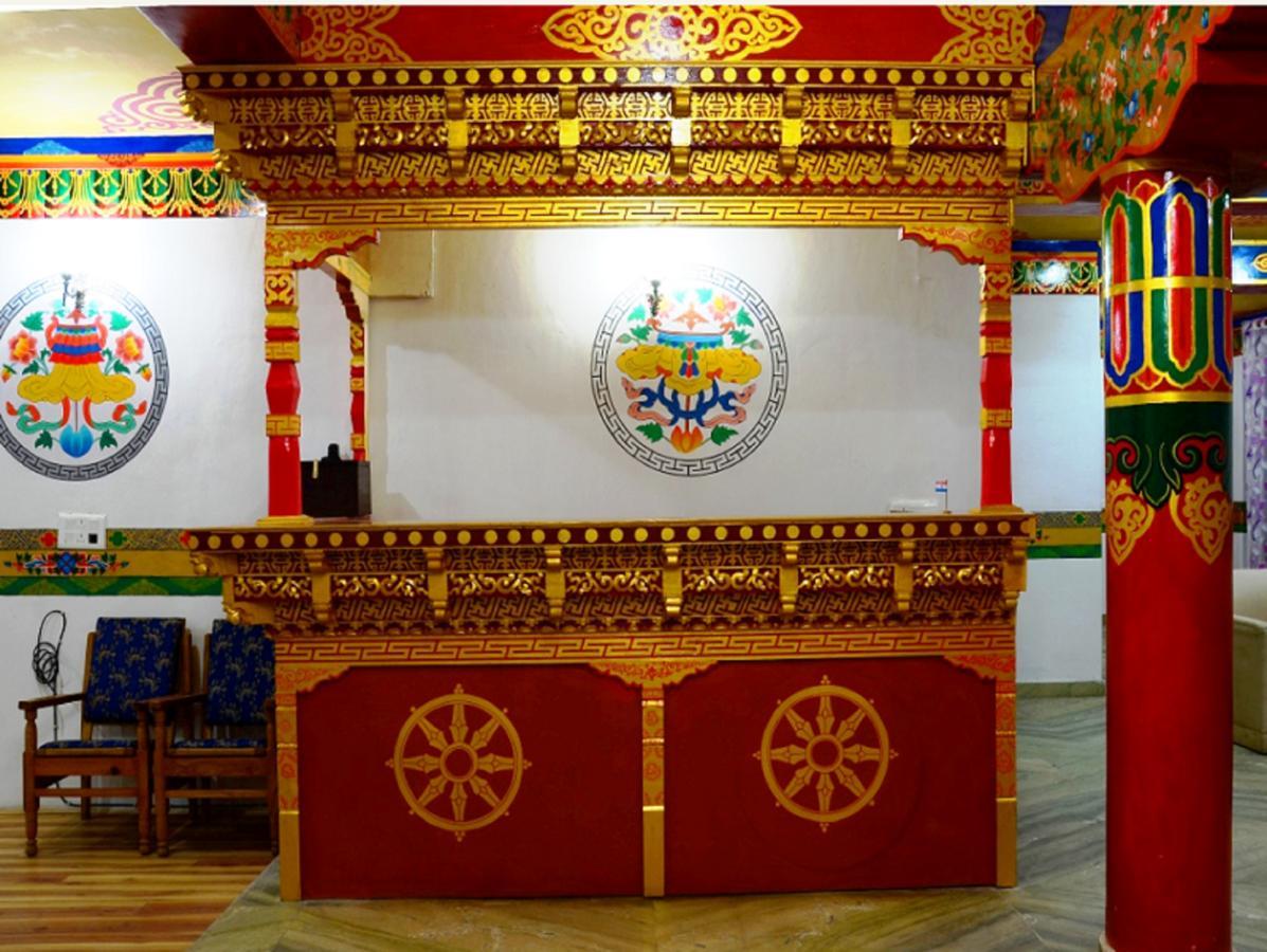 Tih Hotel Antelope Tm 列城 外观 照片